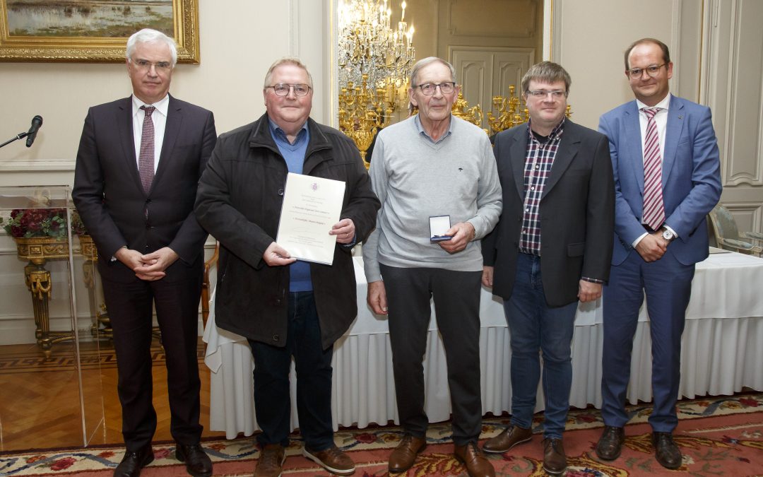 Fotoclub Digitaal Zien ontvangt de titel Koninklijke Maatschappij